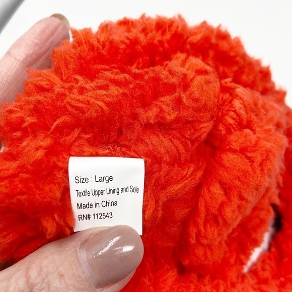 SNOOZIES | Hot Mocs in Nordic Knit Fleece Slippers - Picture 5 of 5